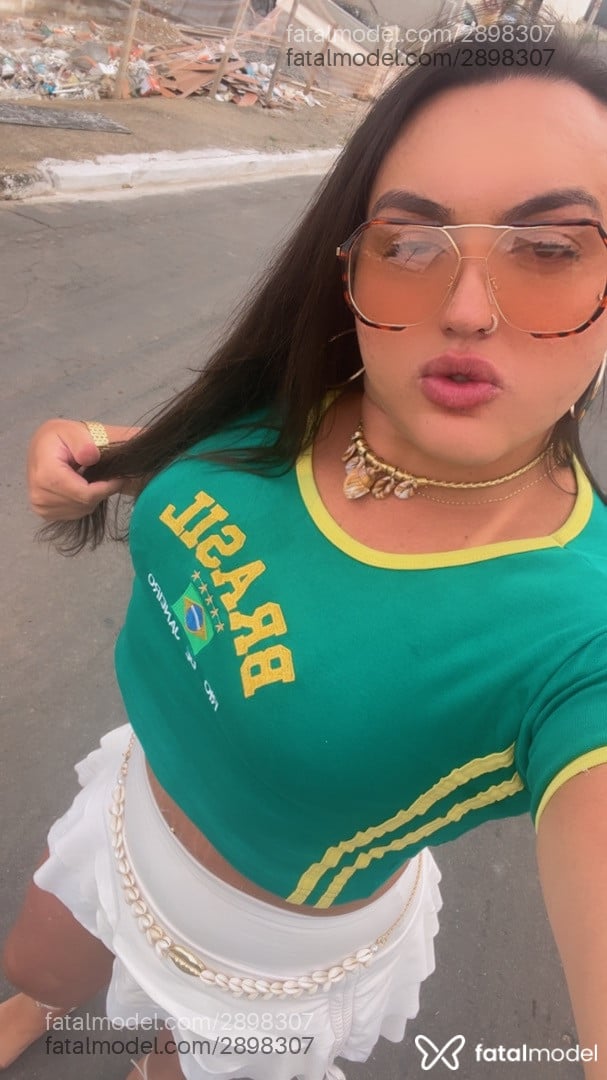 Acompanhante mulher trans morena (o) de olhos mel em Poços de Caldas - Eduarda
