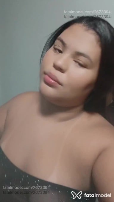 Acompanhante mulher morena (o) de olhos castanhos - Preta
