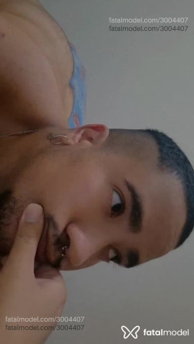 Acompanhante homem com cabelo castanho de olhos castanhos em Rio de Janeiro - Chubby