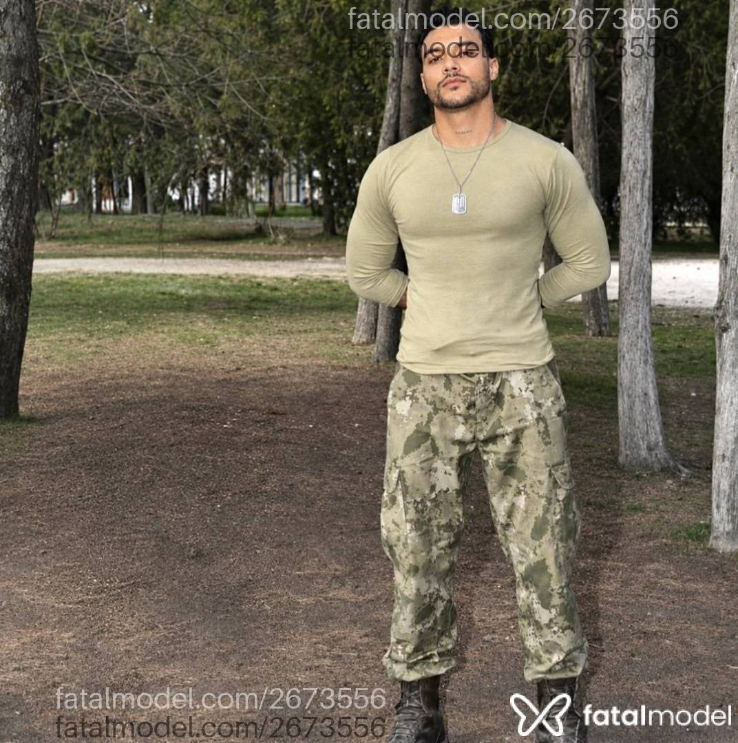 Acompanhante homem com cabelo castanho de olhos castanhos - Philipe