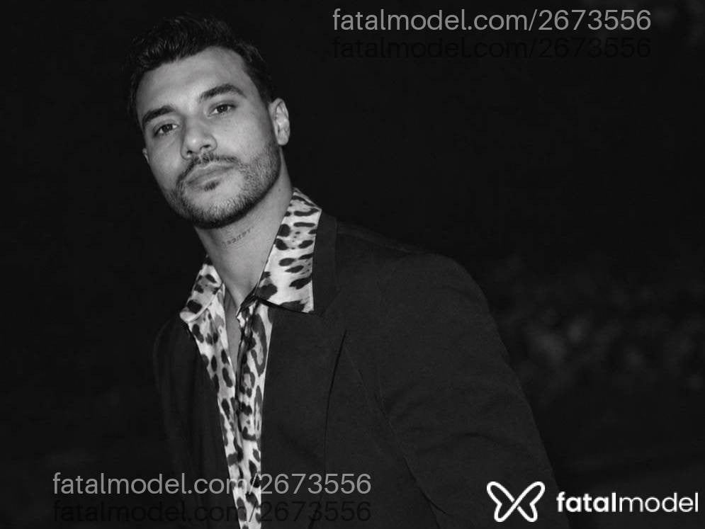 Acompanhante homem com cabelo castanho de olhos castanhos em São Paulo - Philipe