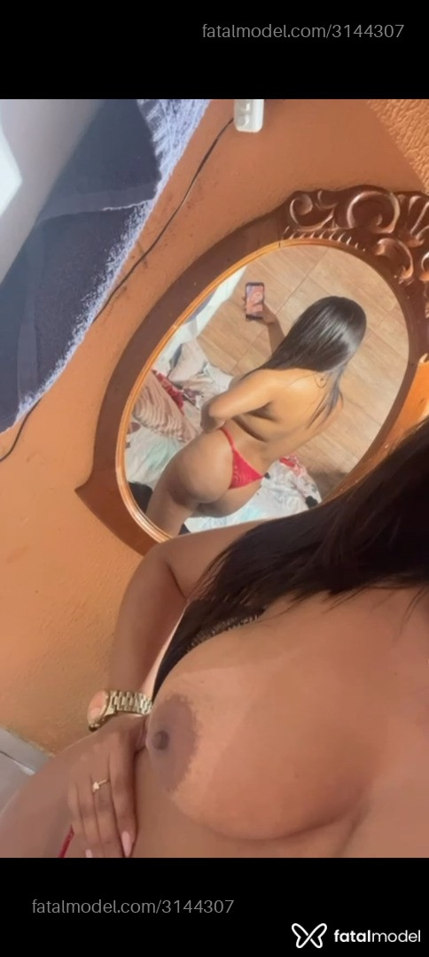 Acompanhante mulher com cabelo castanho de olhos castanhos em Matrinchã - Luiza