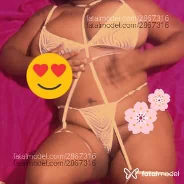 Acompanhante mulher com cabelo castanho de olhos castanhos em Teofilândia Acompanhante mulher com cabelo castanho de olhos castanhos em Teofilândia - Loolll