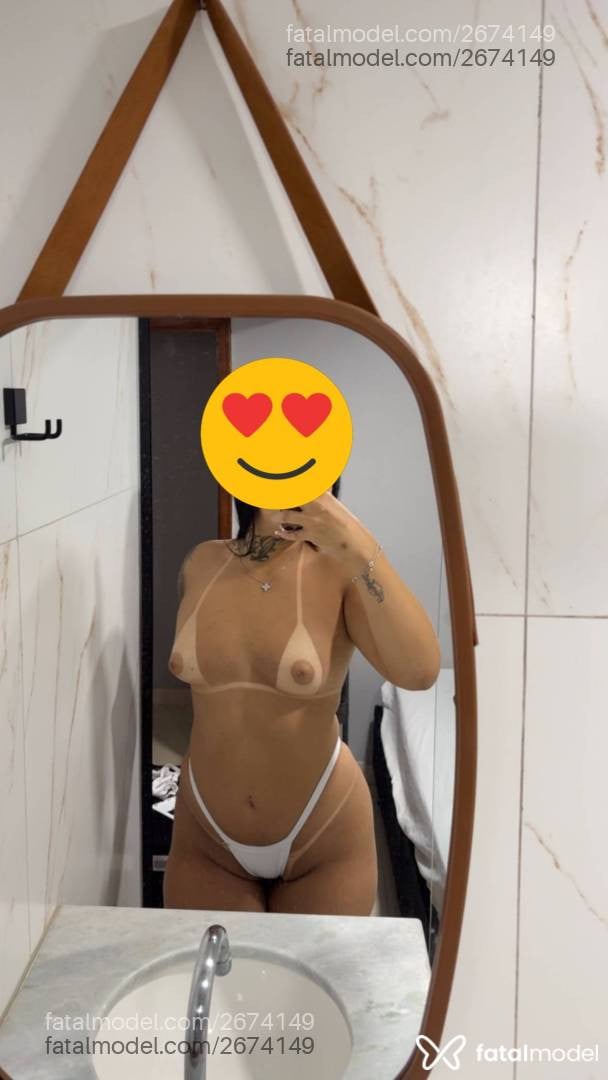 Acompanhante mulher morena (o) de olhos pretos em Mineiros - Alice Ferrari