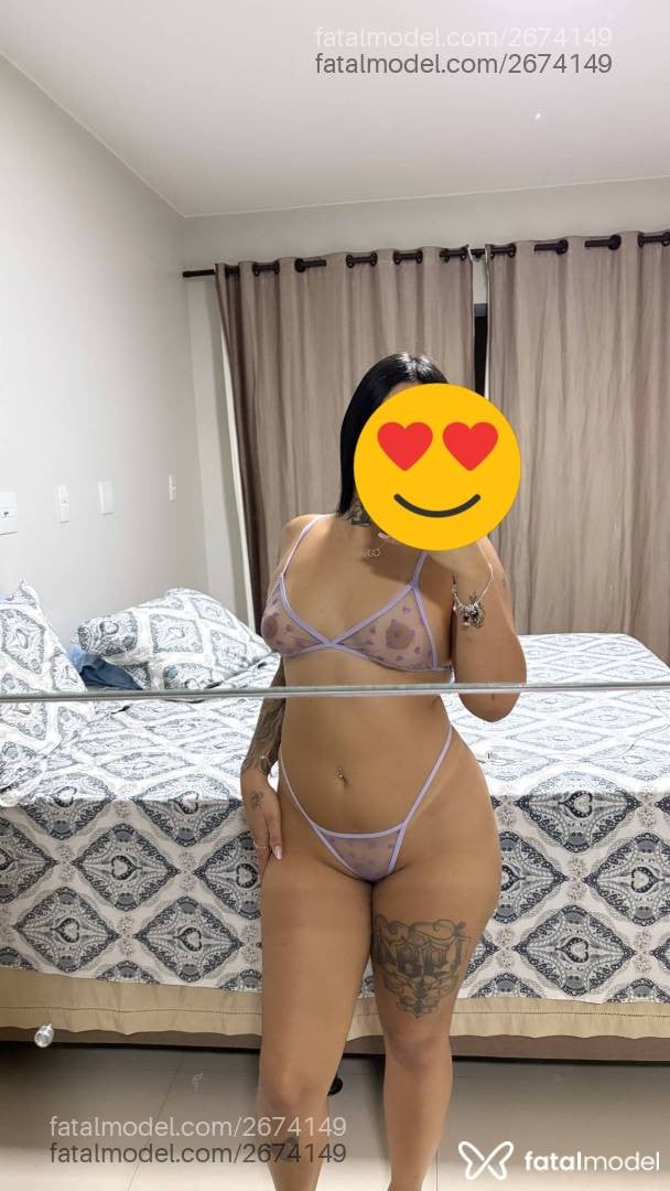 Acompanhante mulher morena (o) de olhos pretos - Alice Ferrari Acompanhante mulher morena (o) de olhos pretos - Alice Ferrari