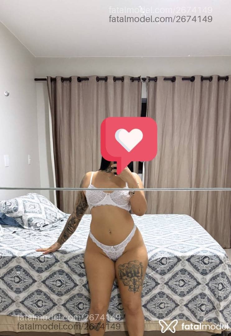 Acompanhante mulher morena (o) de olhos pretos em Mineiros - Alice Ferrari