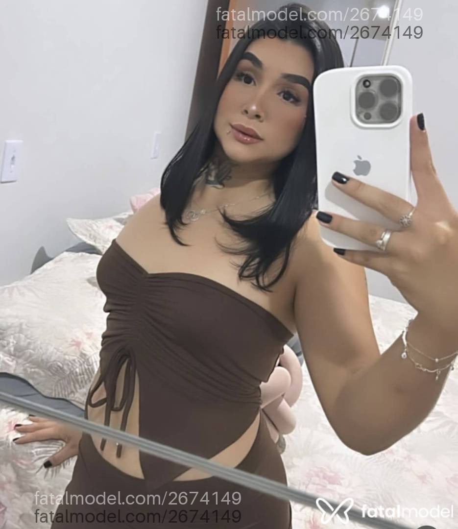 Acompanhante mulher morena (o) de olhos pretos em Mineiros - Alice Ferrari