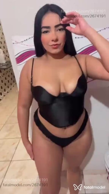 Acompanhante mulher morena (o) de olhos castanhos - Sabrinaah Acompanhante mulher morena (o) de olhos castanhos - Sabrinaah