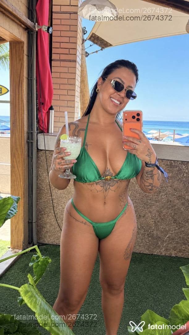Acompanhante mulher morena (o) de olhos castanhos - Jady