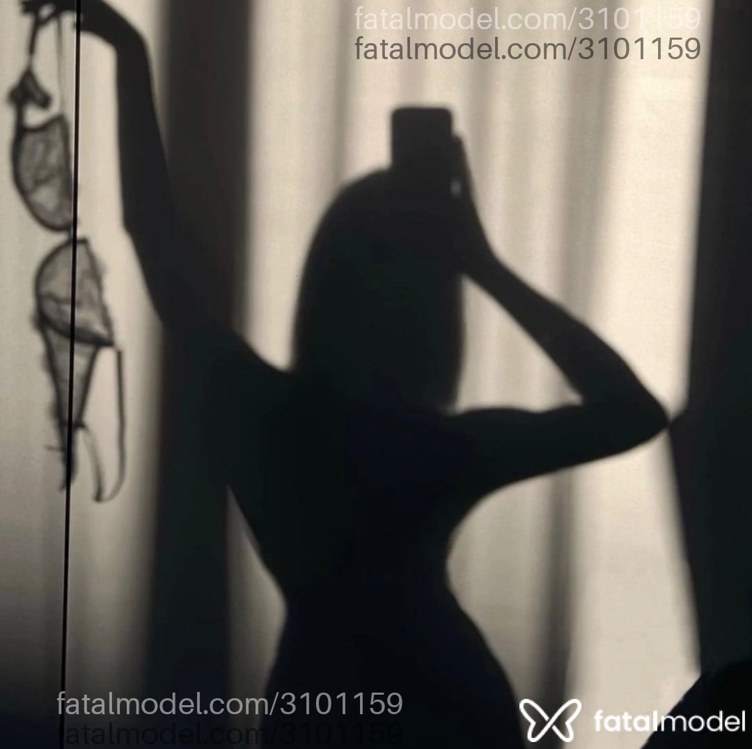 Acompanhante mulher morena (o) de olhos castanhos em Virtual Acompanhante mulher morena (o) de olhos castanhos em Virtual - Jessica Rech
