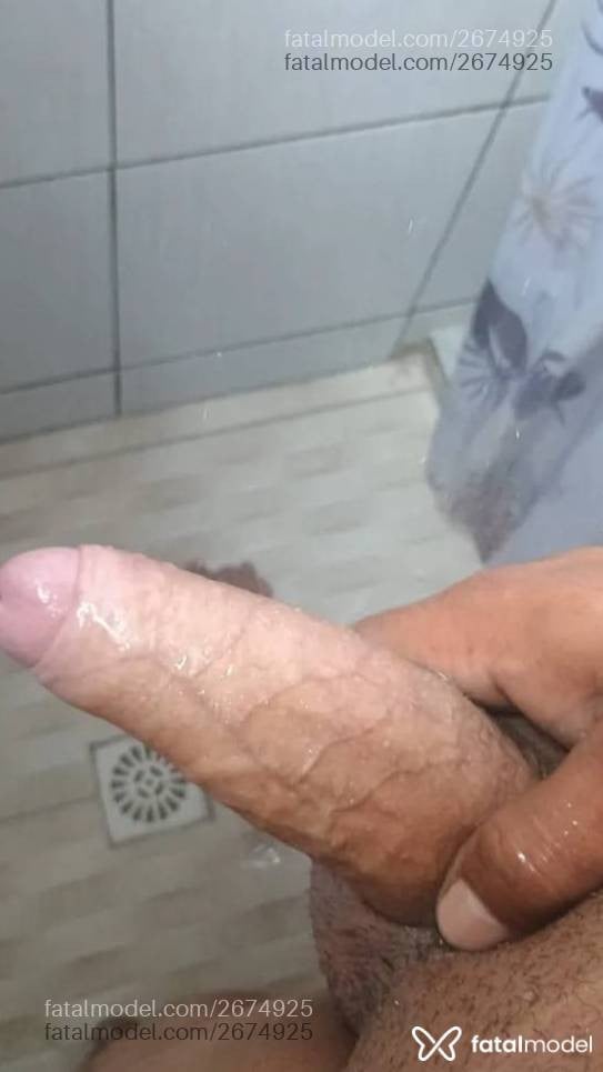 Acompanhante homem morena (o) de olhos castanhos em Magé - Lorran