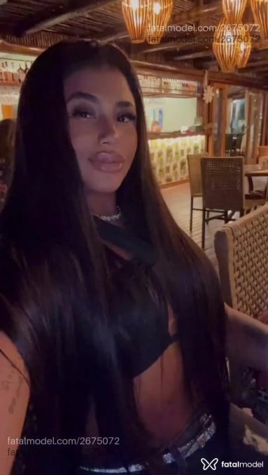 Acompanhante mulher com cabelo castanho de olhos castanhos em Angra dos Reis Acompanhante mulher com cabelo castanho de olhos castanhos em Angra dos Reis - Milena