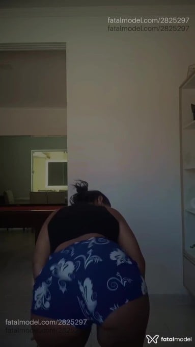Acompanhante mulher morena (o) de olhos castanhos em Petrópolis - Morena
