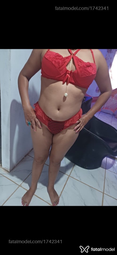 Acompanhante mulher morena (o) de olhos castanhos em Vilhena - Samara Maju