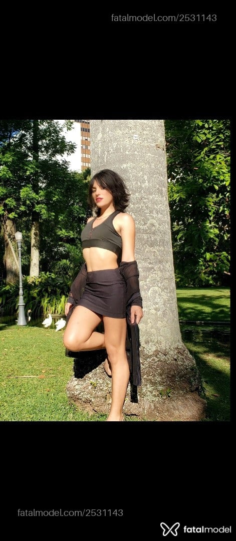 Acompanhante mulher trans morena (o) de olhos pretos em Uberlândia - Laís Parker