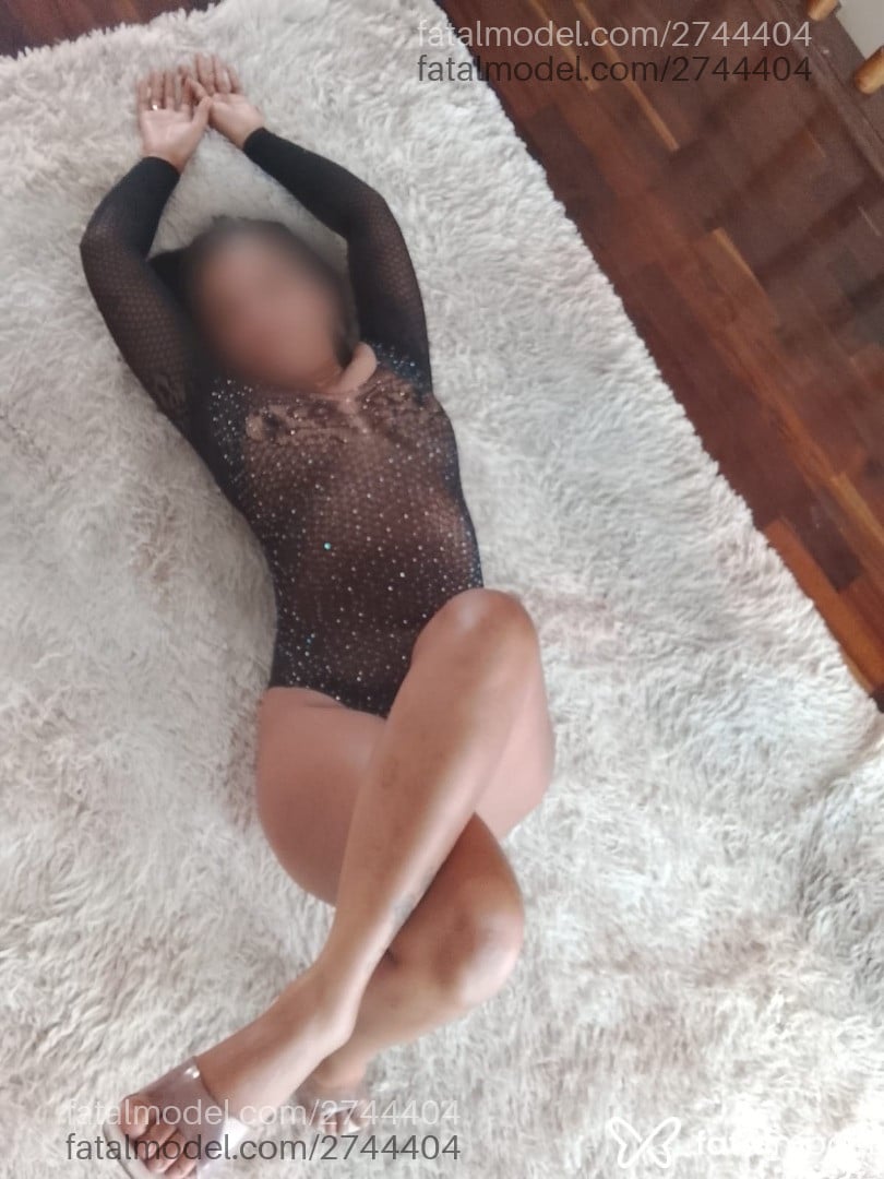 Acompanhante mulher morena (o) de olhos pretos em Campinas - Camila