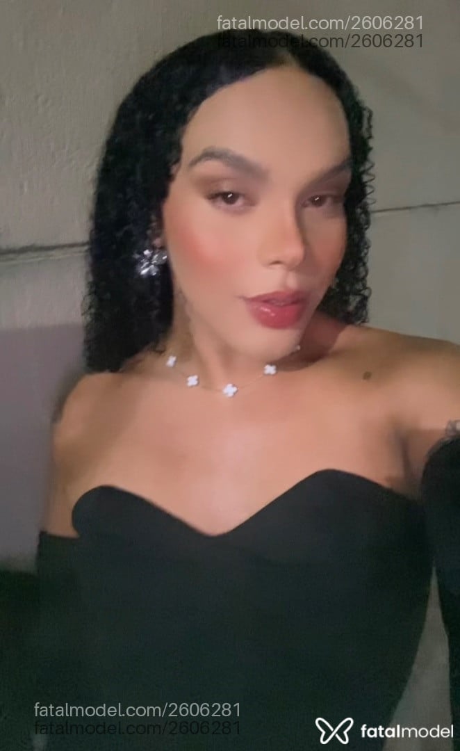 Acompanhante mulher trans morena (o) de olhos castanhos em Natal - Eduarda Santos