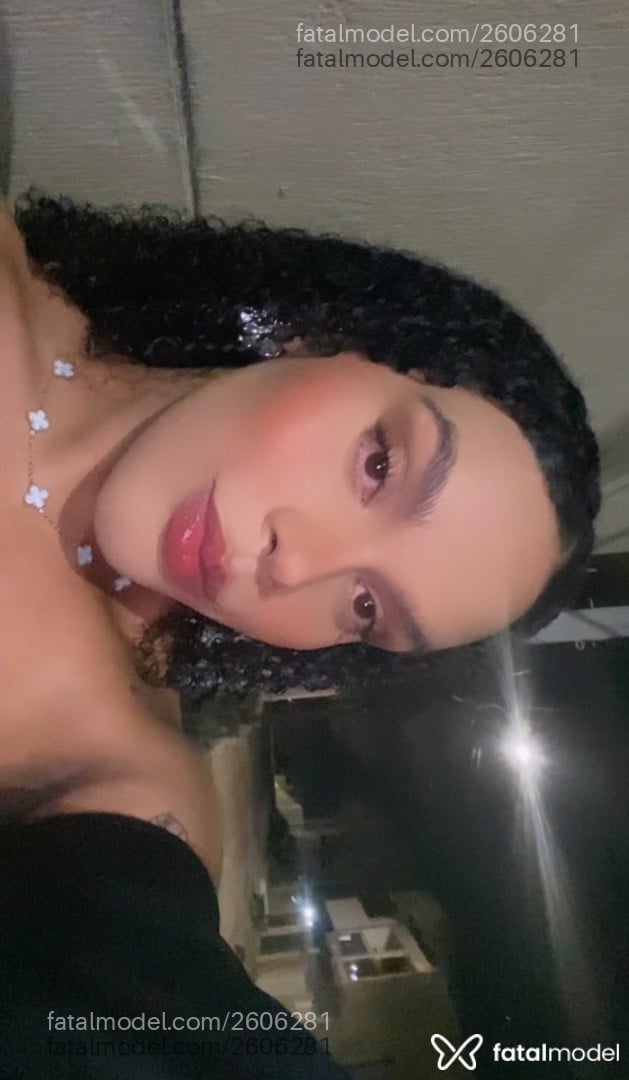 Acompanhante mulher trans morena (o) de olhos castanhos em Natal - Eduarda Santos
