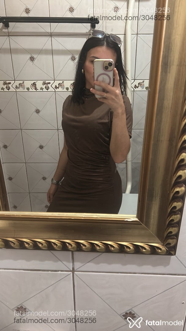 Acompanhante mulher morena (o) de olhos castanhos em Maringá - Mey