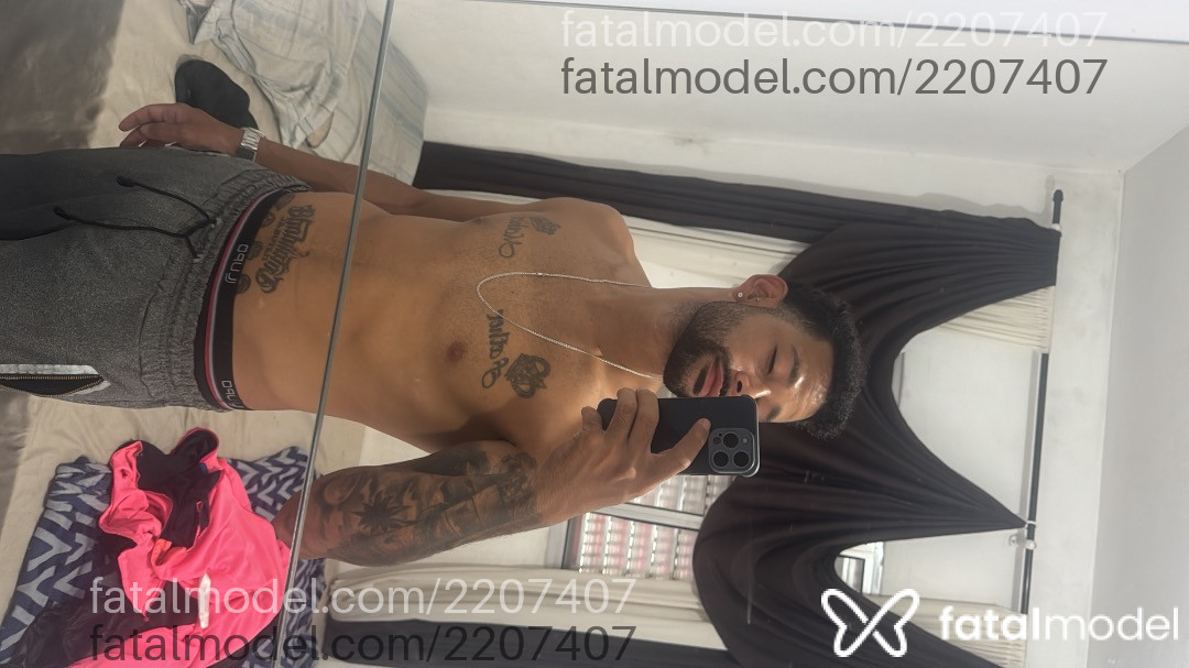 Acompanhante homem morena (o) de olhos castanhos em São Paulo Acompanhante homem morena (o) de olhos castanhos em São Paulo - Lomess