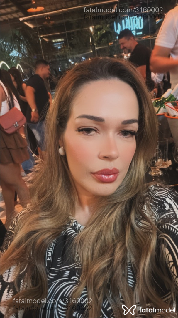 Acompanhante mulher loira (o) de olhos verdes em Taubaté - Nicole