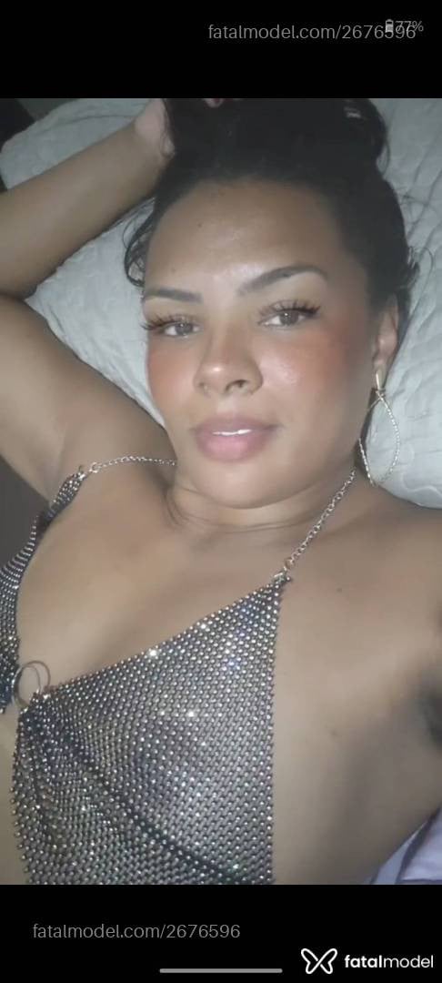 Acompanhante mulher com cabelo castanho de olhos castanhos em Fortaleza - Morena