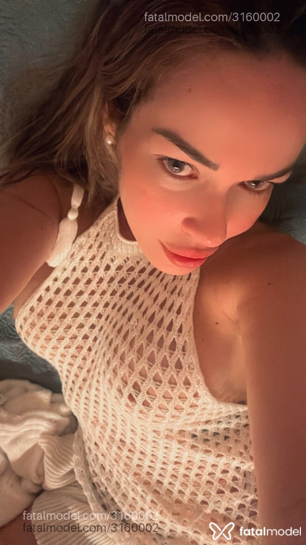 Acompanhante mulher loira (o) de olhos verdes em Taubaté - Nicole