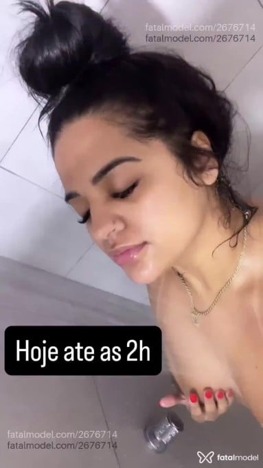 Acompanhante mulher morena (o) de olhos pretos em Bento Gonçalves Acompanhante mulher morena (o) de olhos pretos em Bento Gonçalves - Karen Rodrigues