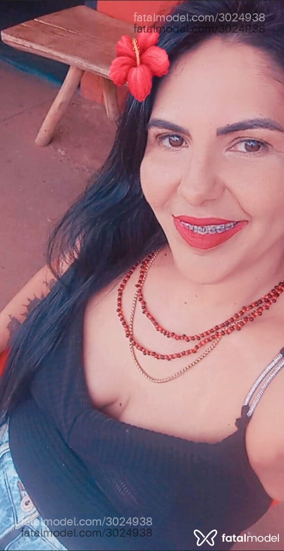 Acompanhante mulher morena (o) de olhos pretos - Bianca Acompanhante mulher morena (o) de olhos pretos - Bianca