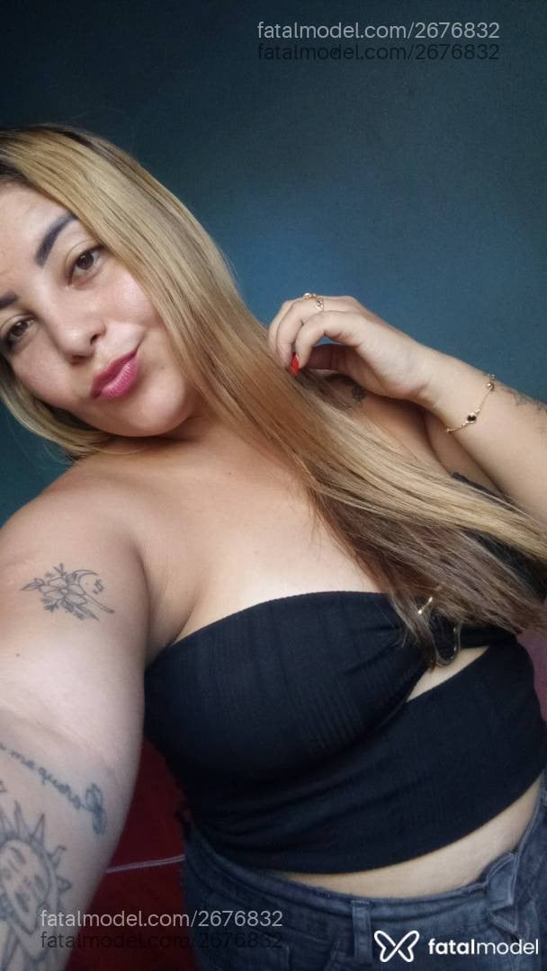 Acompanhante mulher morena (o) de olhos castanhos - Gabrielly