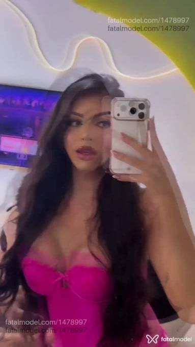 Acompanhante mulher trans morena (o) de olhos castanhos em Tianguá Acompanhante mulher trans morena (o) de olhos castanhos em Tianguá - Rayssinha