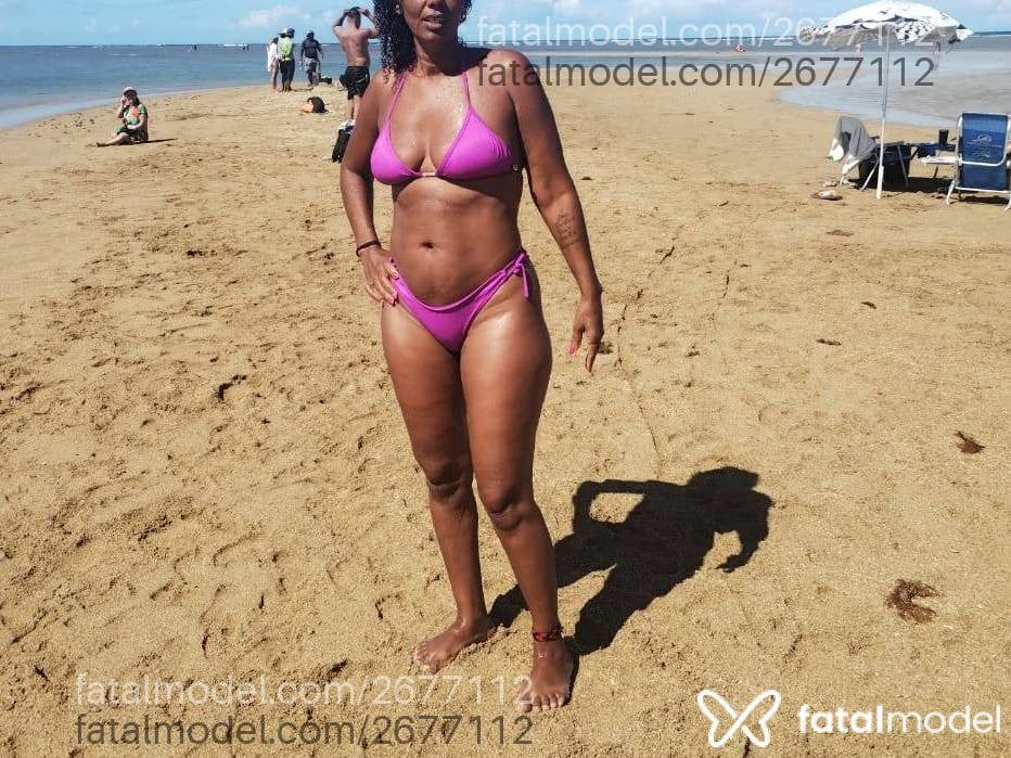Acompanhante mulher morena (o) de olhos castanhos em Ipatinga Acompanhante mulher morena (o) de olhos castanhos em Ipatinga - Tatiane
