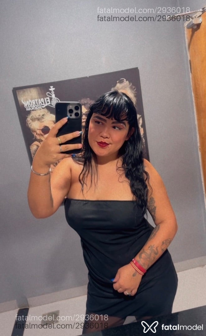 Acompanhante mulher morena (o) de olhos castanhos - Danyzinha Acompanhante mulher morena (o) de olhos castanhos - Danyzinha