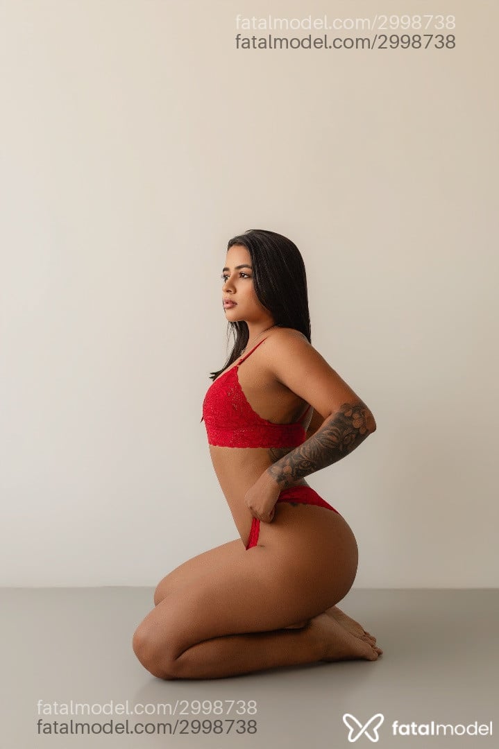 Acompanhante mulher morena (o) de olhos castanhos - Heloísa Acompanhante mulher morena (o) de olhos castanhos - Heloísa