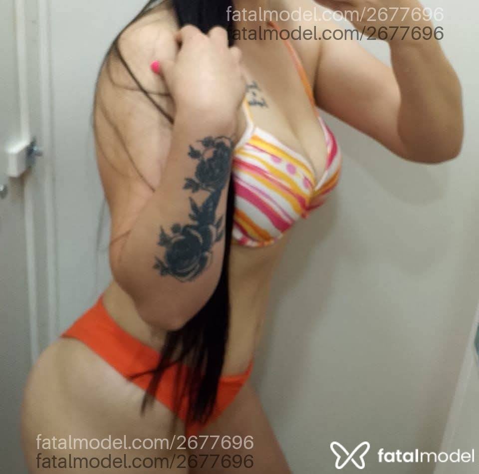 Acompanhante mulher com cabelo castanho de olhos castanhos - Sara Miller