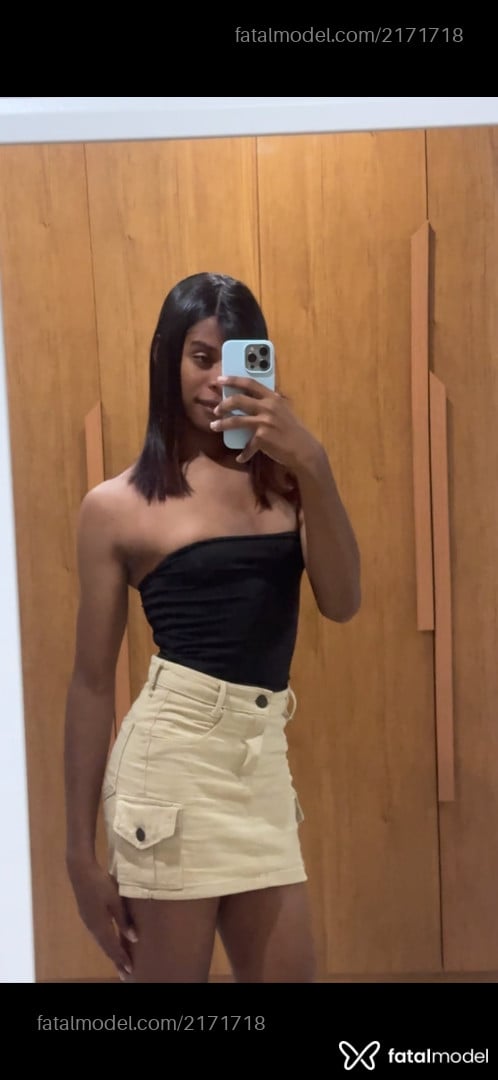 Acompanhante mulher trans morena (o) de olhos castanhos em Vila Velha - Medusa
