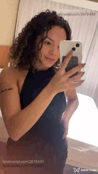 Acompanhante mulher morena (o) de olhos castanhos em Uberlândia - Jade Noir