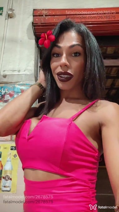Acompanhante mulher trans morena (o) de olhos pretos em Araçatuba - Beatriz Franca