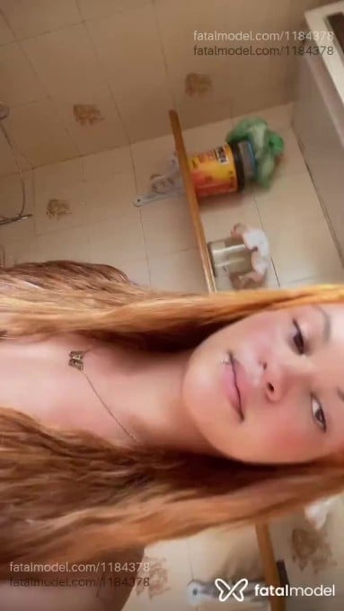 Acompanhante mulher trans ruiva (o) de olhos mel em Três Rios - Larissa Biles