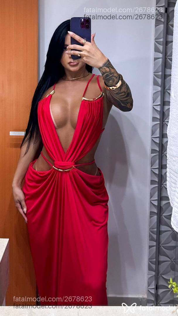 Acompanhante mulher morena (o) de olhos castanhos - Angel Munhoz