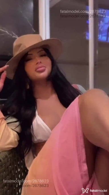 Acompanhante mulher morena (o) de olhos castanhos em Uberlândia - Angel Munhoz