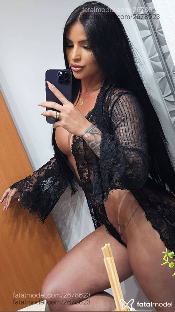 Acompanhante mulher morena (o) de olhos castanhos - Angel Munhoz
