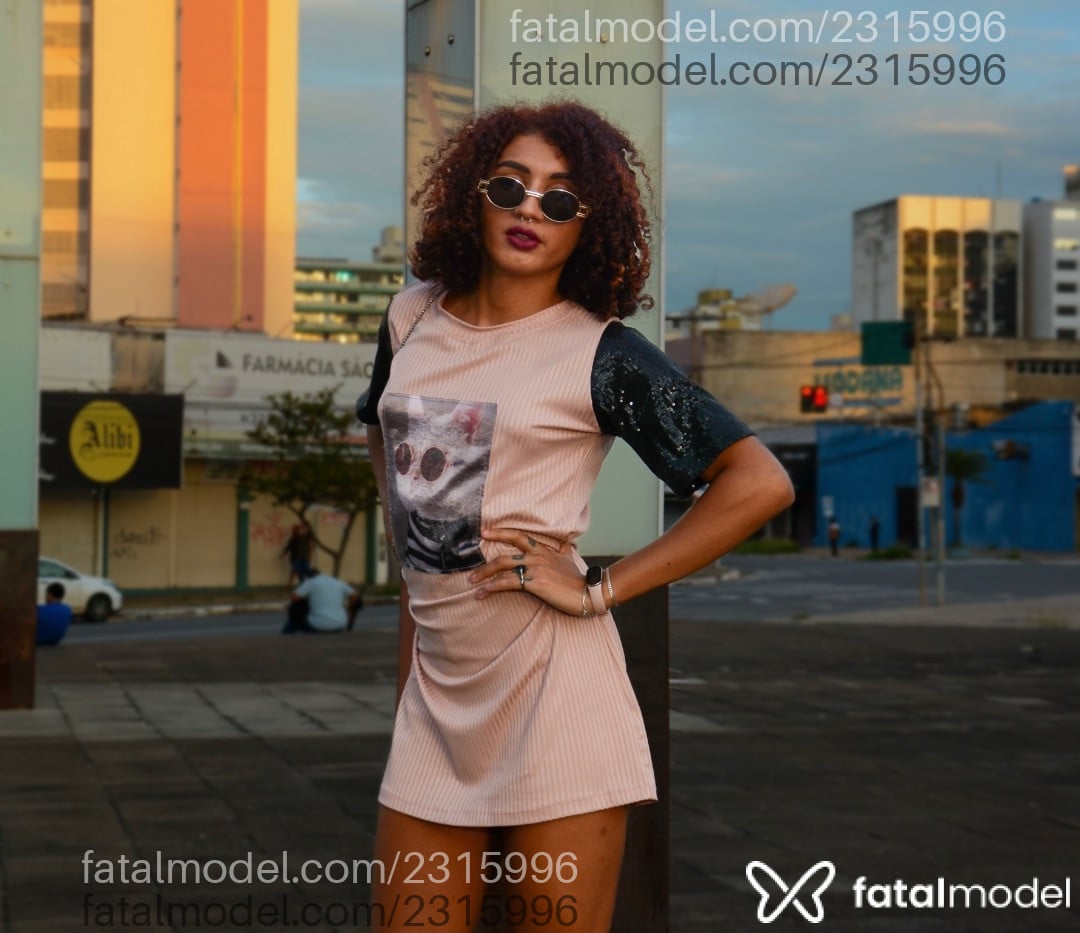 Acompanhante mulher trans loira (o) de olhos castanhos em Goiânia - Jade Munich