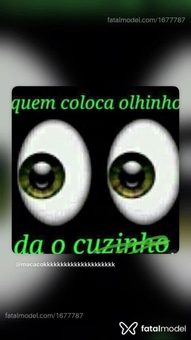 Acompanhante mulher com cabelo castanho de olhos pretos - Littledoll