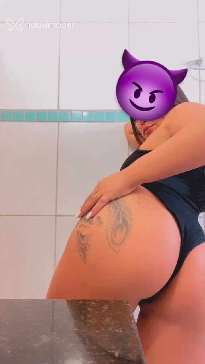 Acompanhante mulher morena (o) de olhos castanhos - Maitê Acompanhante mulher morena (o) de olhos castanhos - Maitê