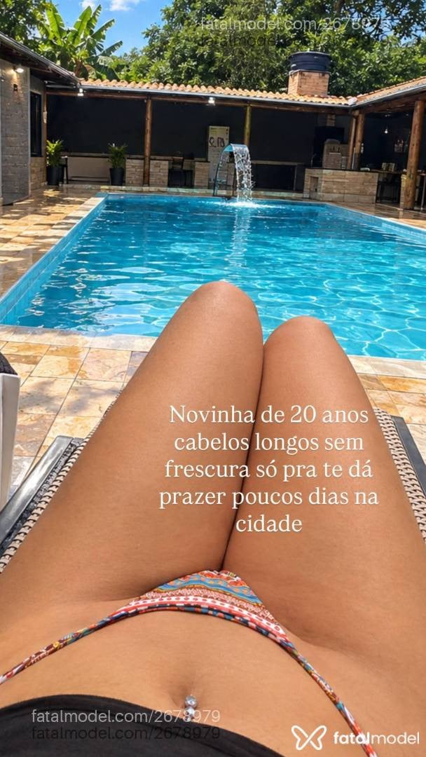 Acompanhante mulher morena (o) de olhos pretos - Nicolle Santos