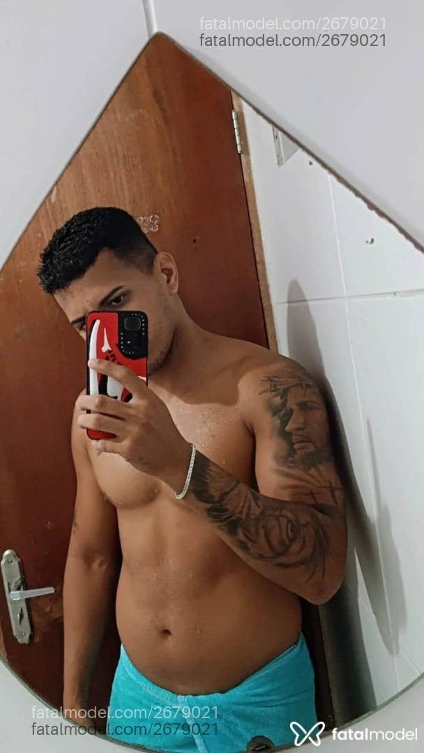 Acompanhante homem morena (o) de olhos pretos em João Pessoa - Felipe