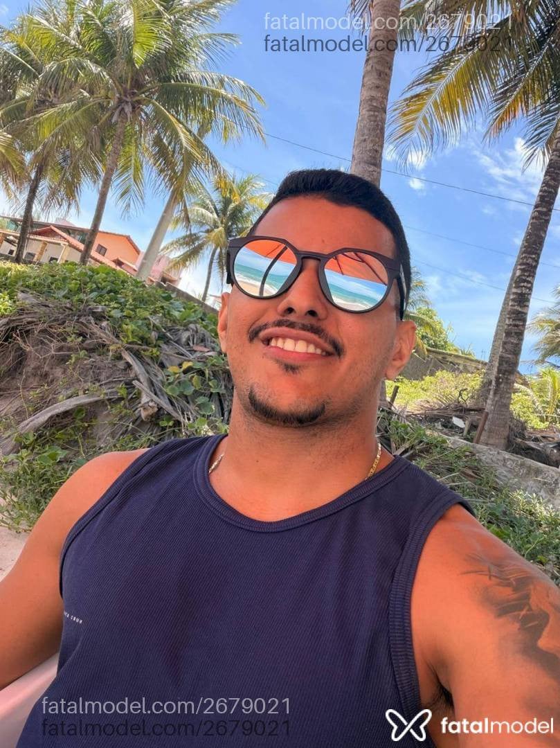 Acompanhante homem morena (o) de olhos pretos em João Pessoa - Felipe