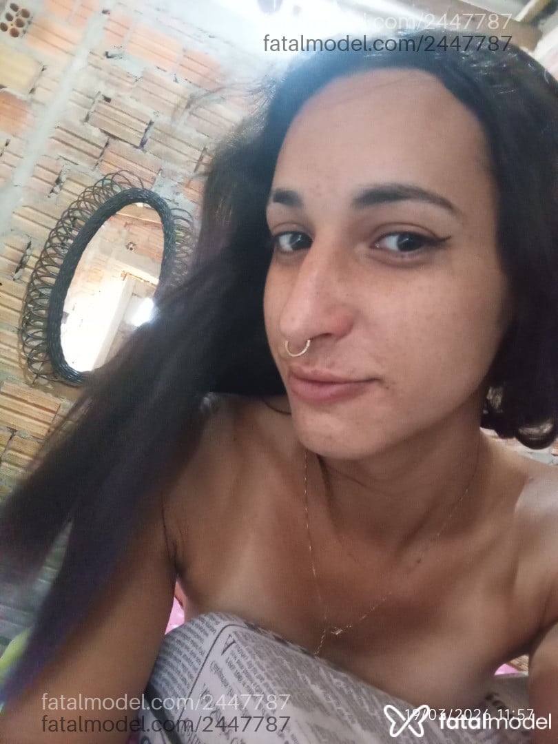 Acompanhante mulher trans morena (o) de olhos castanhos em Capão da Canoa - Marilyn