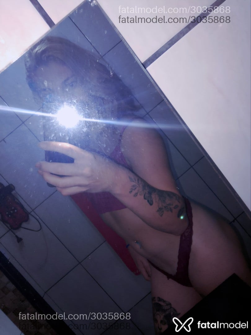 Acompanhante mulher trans ruiva (o) de olhos azuis em Piên Acompanhante mulher trans ruiva (o) de olhos azuis em Piên - Kauane Tschoeke